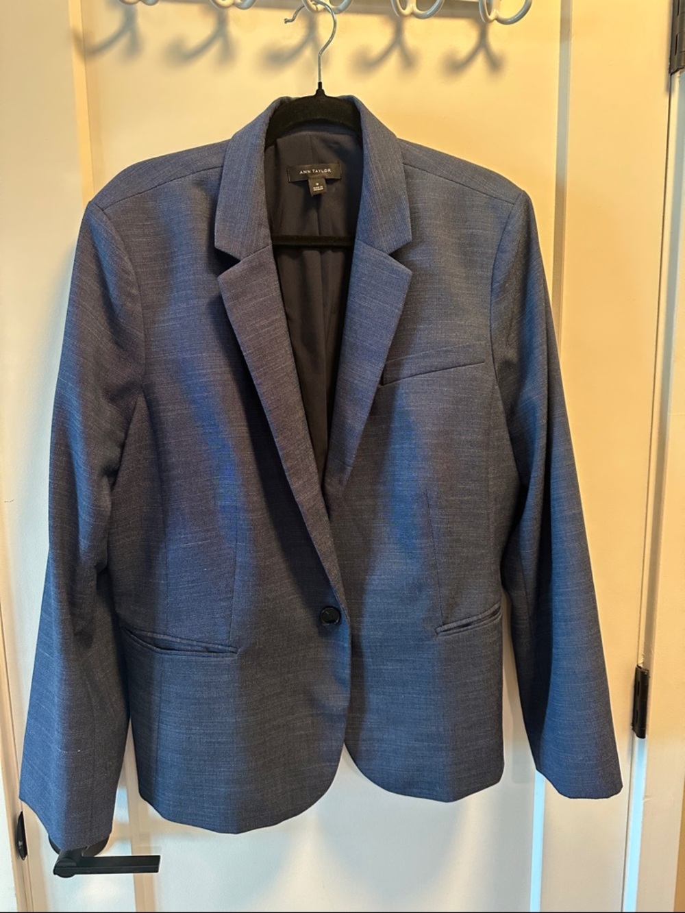 Ann Taylor Navy Blazer Tailored One Button Workwear Classic Office Jacket